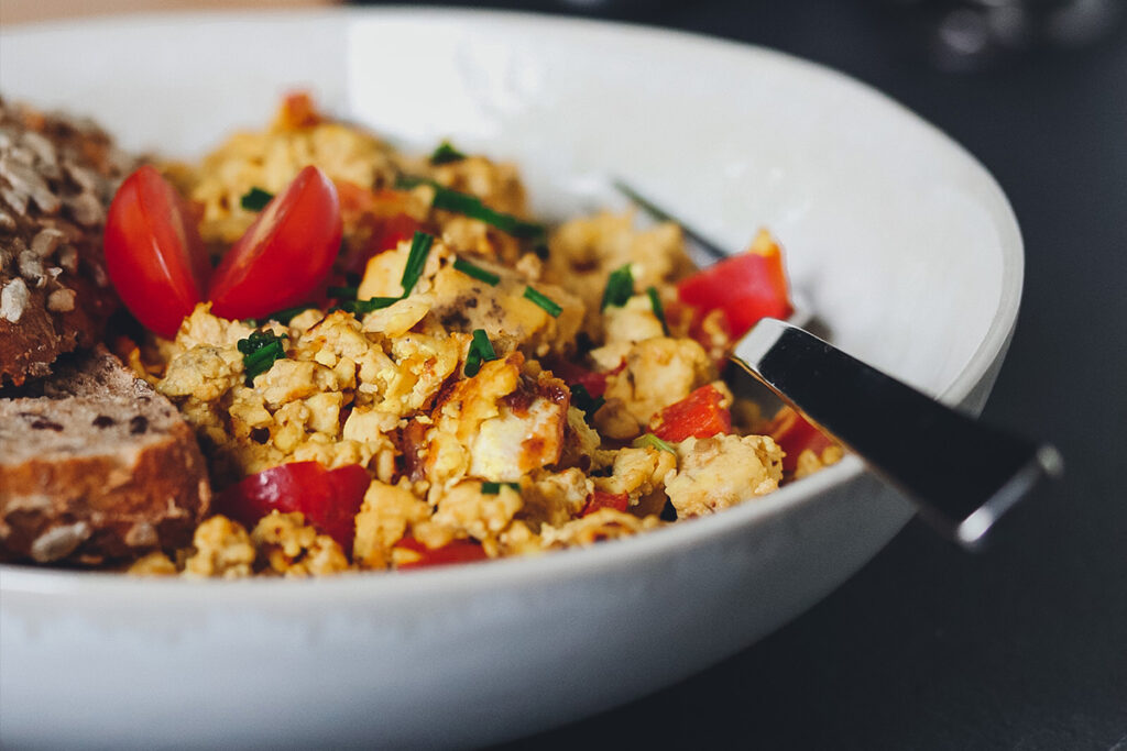 Veganes Rührei mit Tofu