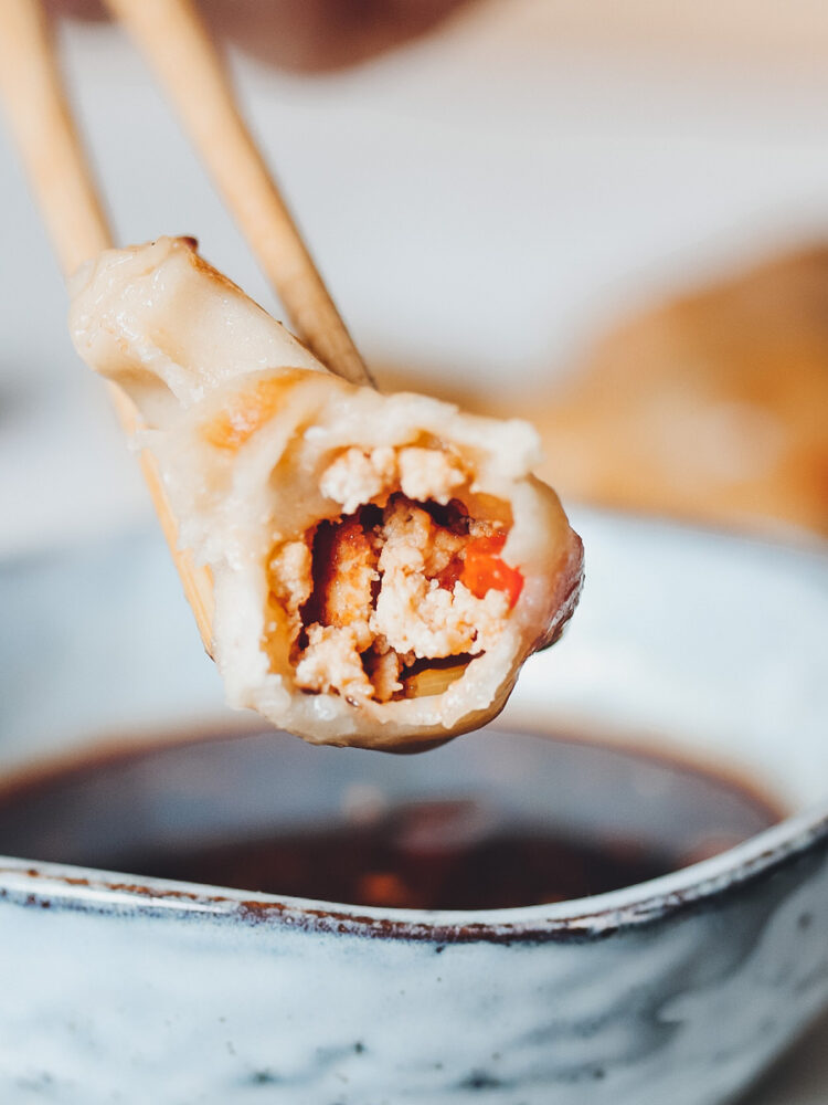 Tofu Teigtaschen einfaches Dumpling Rezept mit Tofu Lena Eats